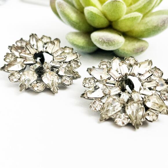 Vintage Rhinestone Wreath Ring Clip Earrings - Picture 2 of 5